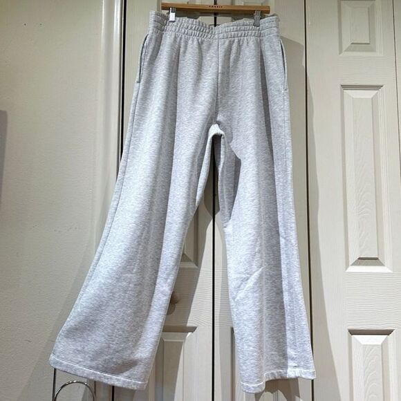 LIKE NEW ASOS DESIGN Gray Heather Baggy Wide Leg Tailored Trouser Sweatpants - Picture 5 of 12